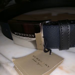 Authentic Burberry belt navy/black size 30